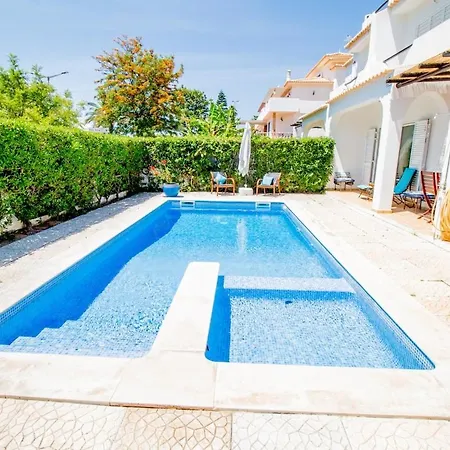 Anna アルブフェイラ