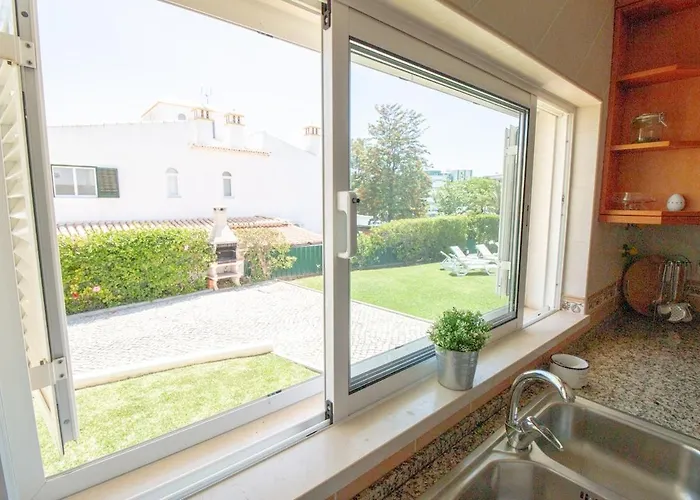 Anna * アルブフェイラ